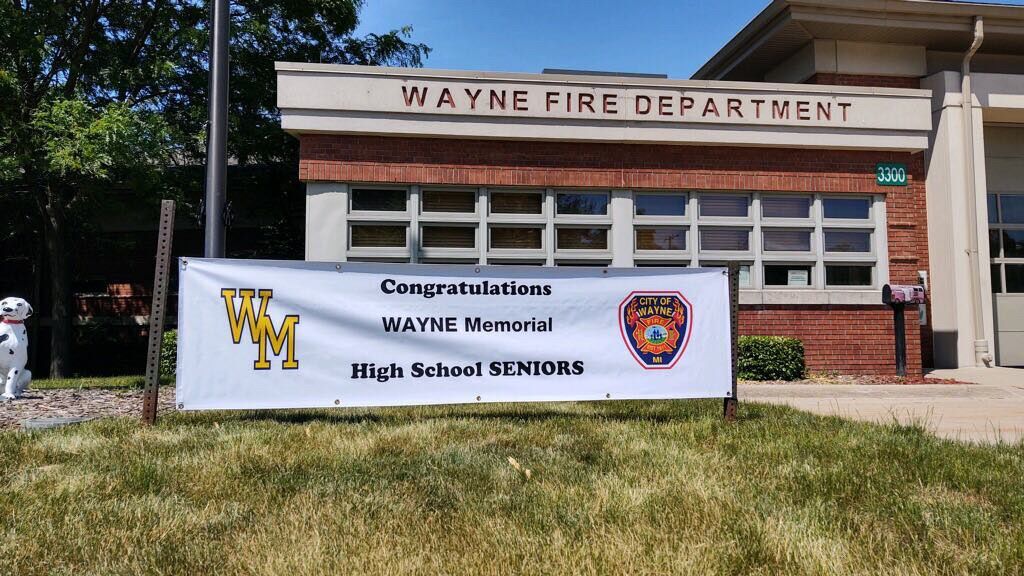 Image of Wayne-Westland's Class of 2020 congratulatory sign at the Wayne Fire Department